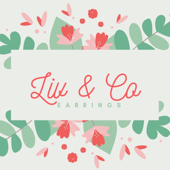 Jewelry - Liv & Co Earrings